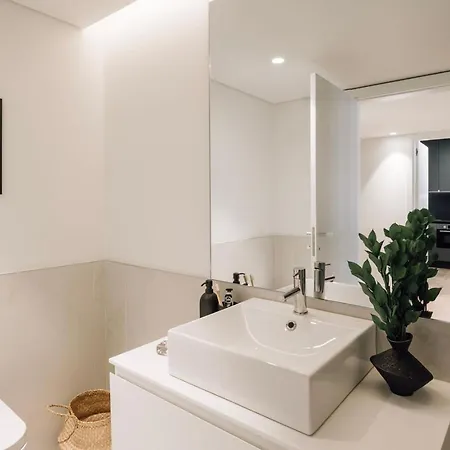 Gale - 1 Bedroom And Pool In Areeiro * Lisboa
